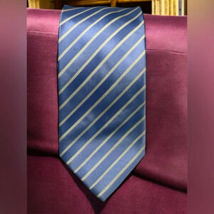 Italian Vintage 100% Silk Men’s Tie Blue Striped Standard Size
